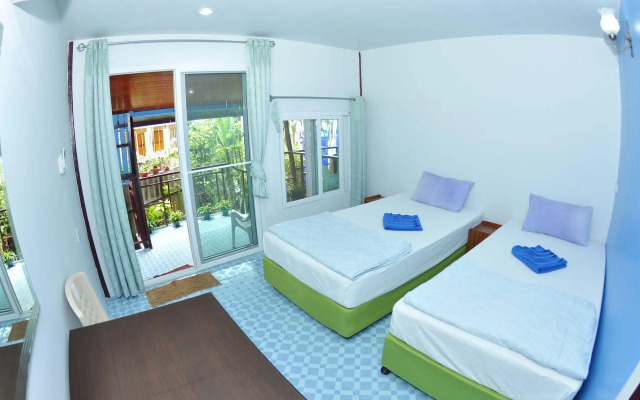 Dee Dee Beach House