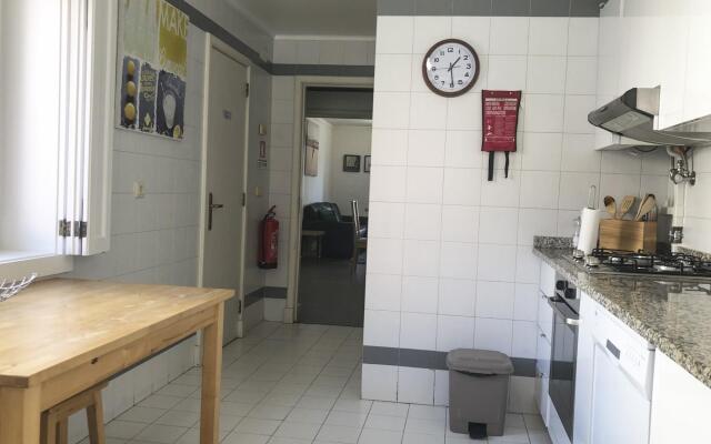 LV Premier Chiado CH1 Balcony Central Elevator