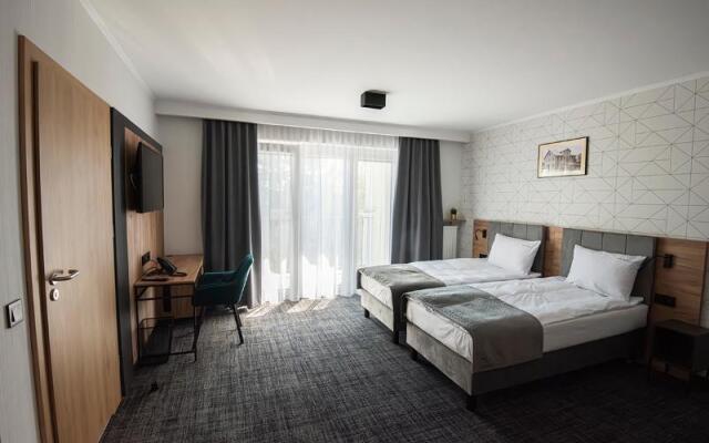 Polonia Park Medical Center & SPA