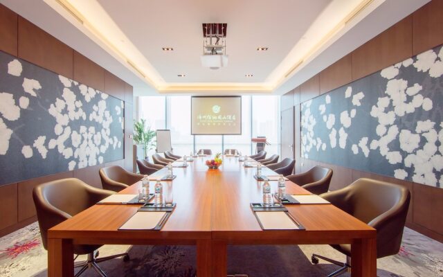 Fliport Hotel Zhangzhou Yuanshan