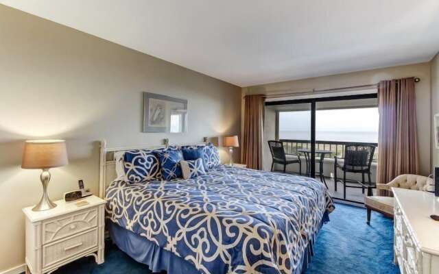 C114-amelia-surf-and-racquet