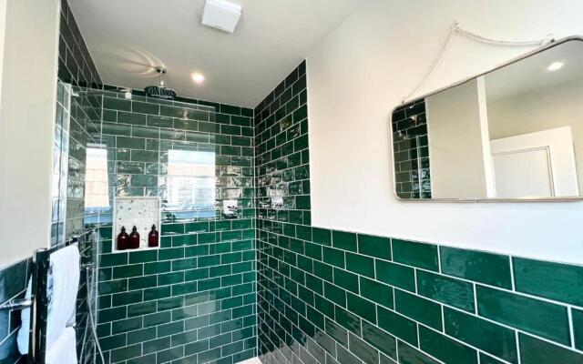 Redland Suites - Apartment 7
