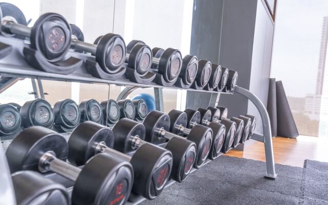 OYO Home 89725 Beautiful 3br Grand Medini