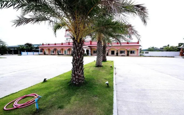Prachuap Saam Ao Hotel