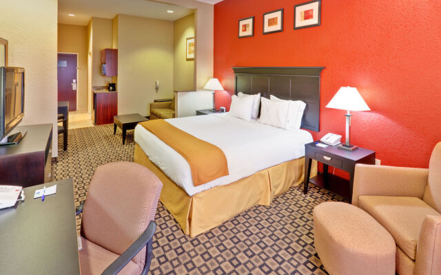 Holiday Inn Express Hotel And Suites Clinton