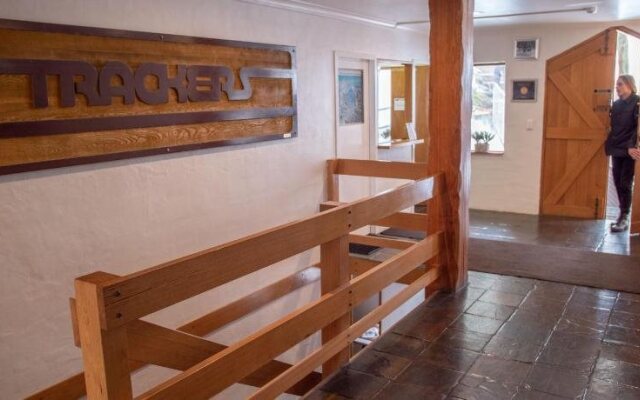 Trackers Falls Creek Lodge Accommodation