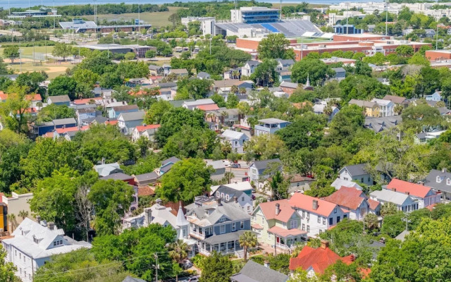 Luxurious Private Suites in Downtown Charleston