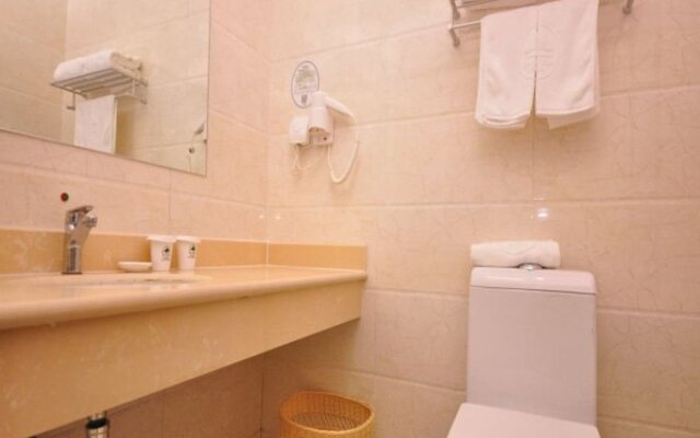 GreenTree Inn Dezhou KangBo Avenue Statium Express Hotel