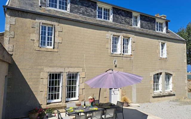 XXL Holiday Home Directly by the sea