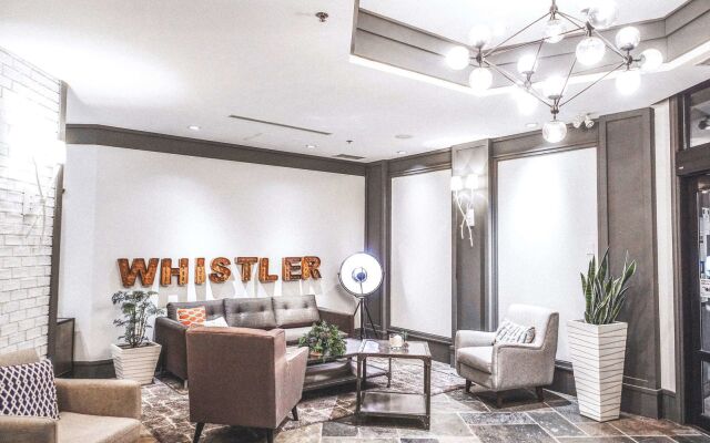 Summit Lodge Boutique Hotel