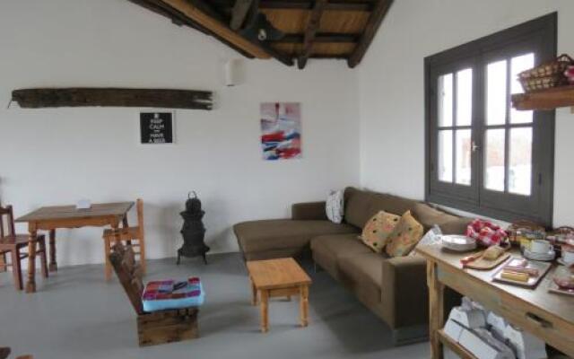 Lobo Hostel