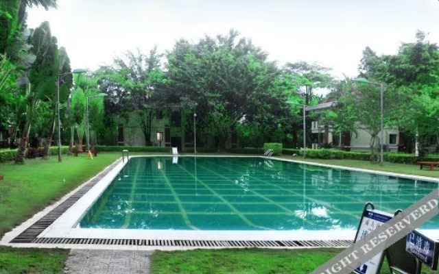 Yurui Hot Spring Garden Hotel