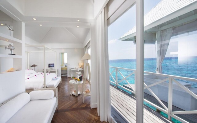 Diamonds Thudufushi Maldives Resort & Spa