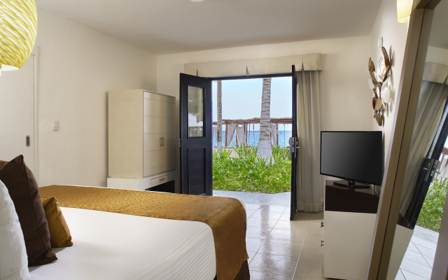 Desire Riviera Maya Resort, Couples Only - Adults Only All Inclusive