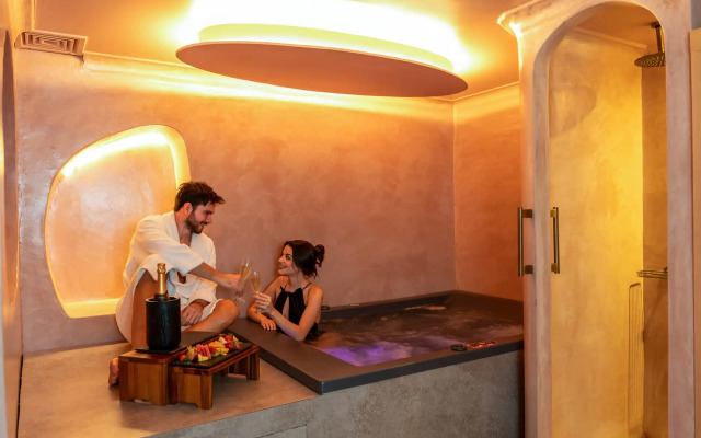 Albatros Spa & Resort Hotel