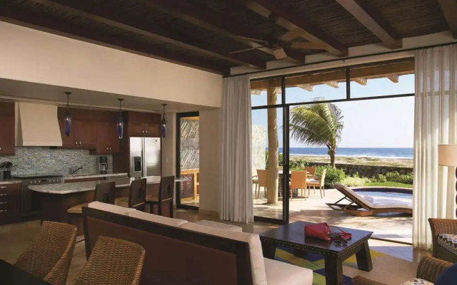 Fairmont Heritage Place Acapulco