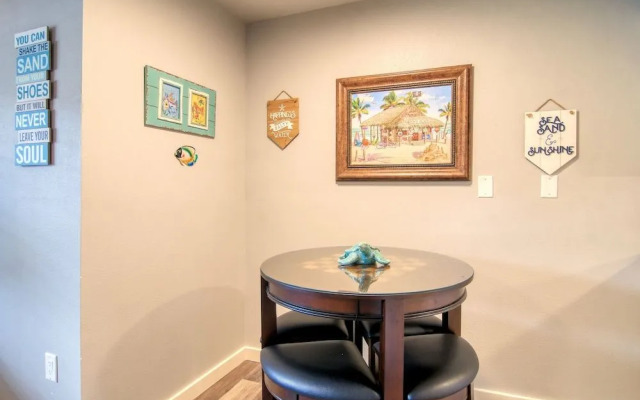 Courtyard #106 - 1 Br Condo