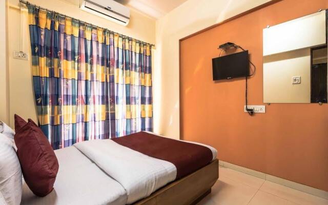 OYO Apartments BKC Kalanagar