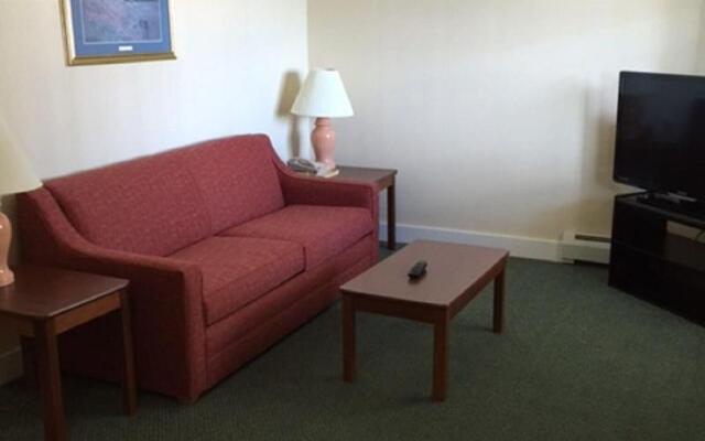 Ogunquit Hotel & Suites