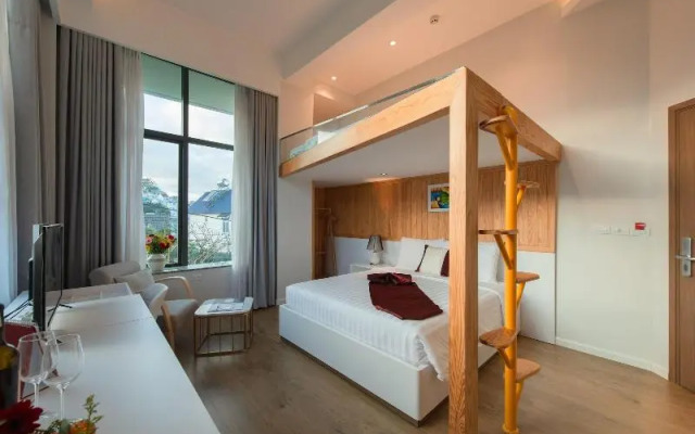 Redpine Condotel