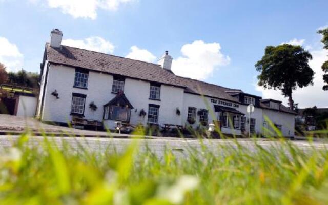 The Fforest Inn