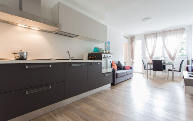 Santa Sofia Apartments