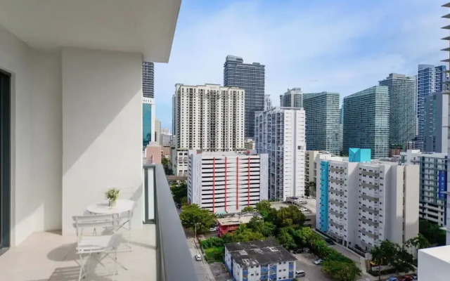 Brickell Heart Condo with Amazing Views