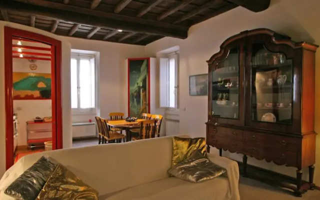 Travel & Stay Titta Scarpetta Charming Travestevere