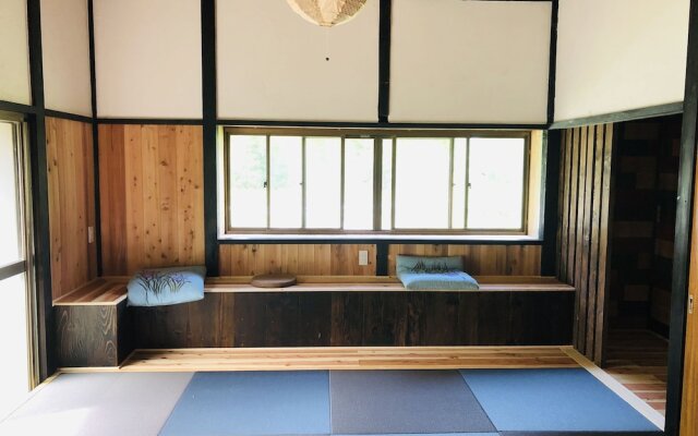 Guesthouse Voketto - Hostel