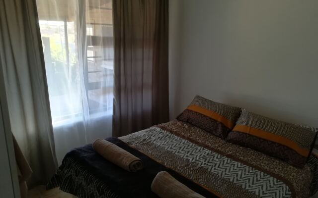 Little Sister's Self Catering