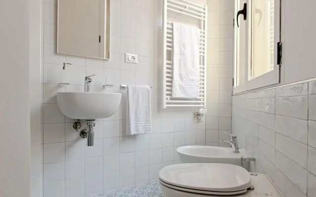 Li-e625-ital191a1 - The Boutique Apartment