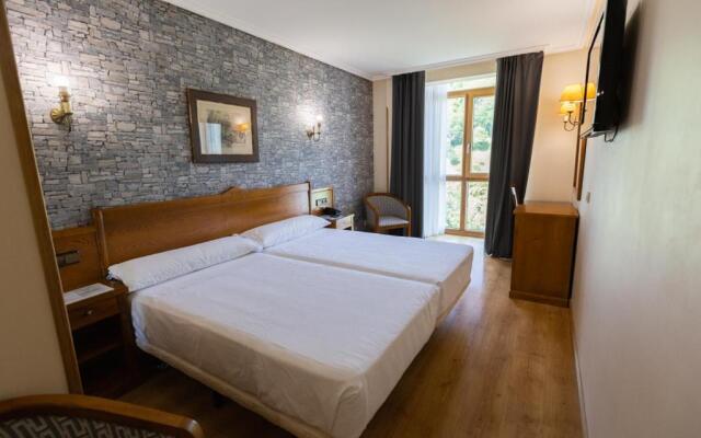 Hotel Ciudad Cangas De Onis