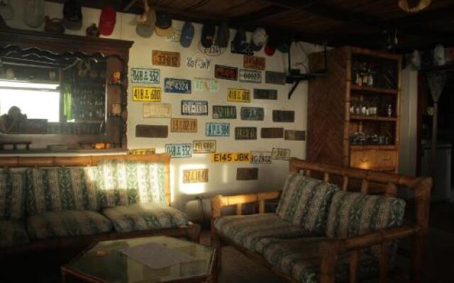 Punta Ballenas Inn