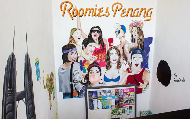 Roomies Boutique Bed & Breakfast - Hostel