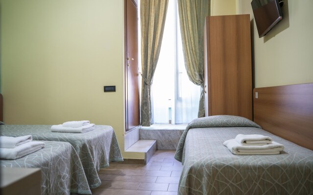 Hotel Ferrarese Roma