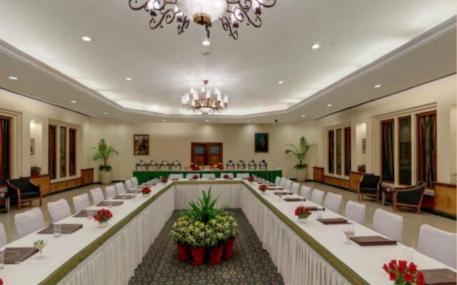 Hotel Samrat