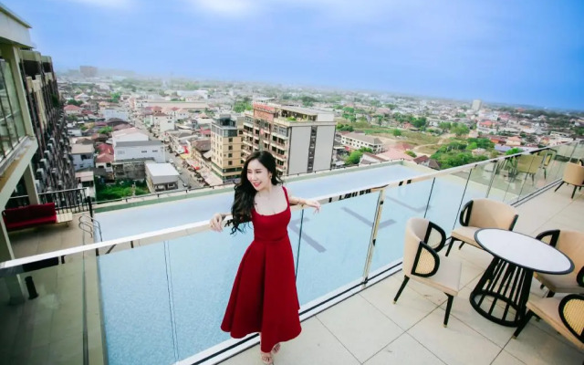 Ramada By Wyndham Vientiane Central