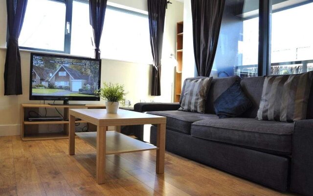 London Bridge Apartments