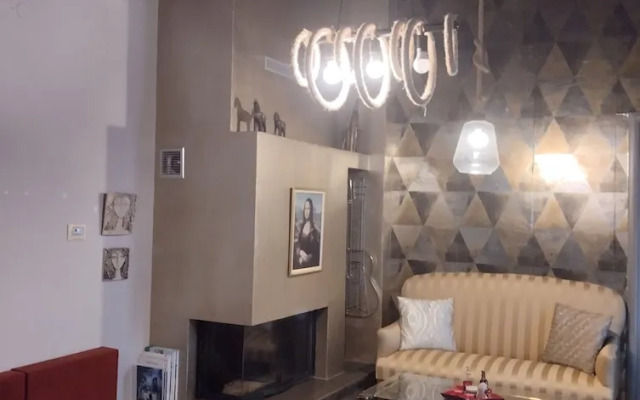 Mona Lisa Guest House