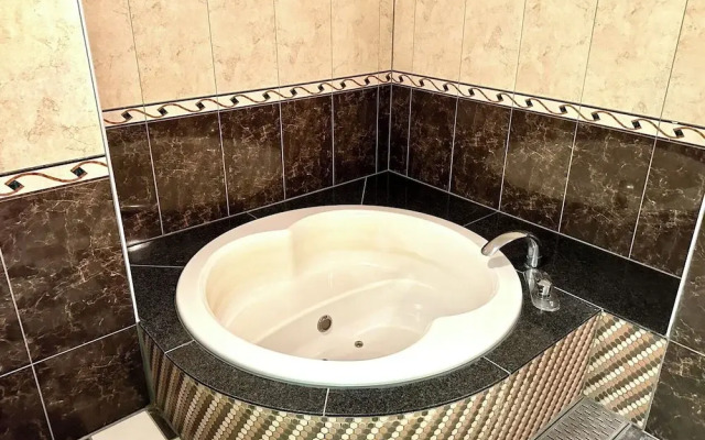 Fuji Outlet Hot Spring Hotel