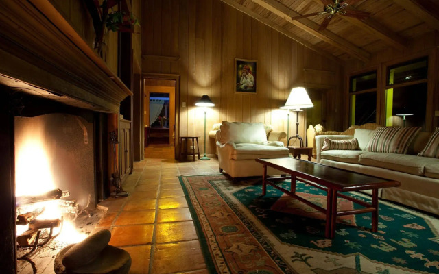 Hidden Valley Wilderness Lodge