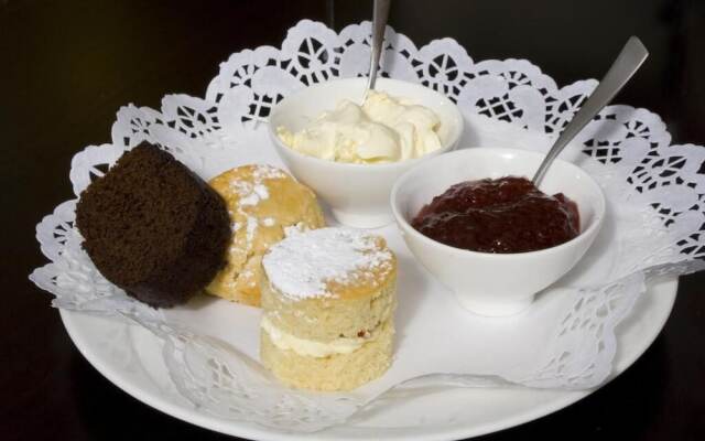 Hunday Manor Country House Hotel