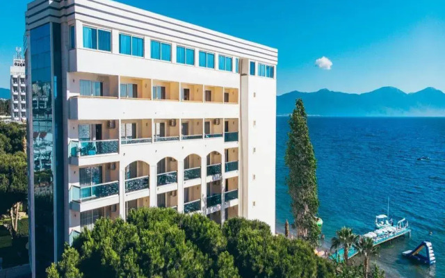 Scala Nuova Beach Hotel