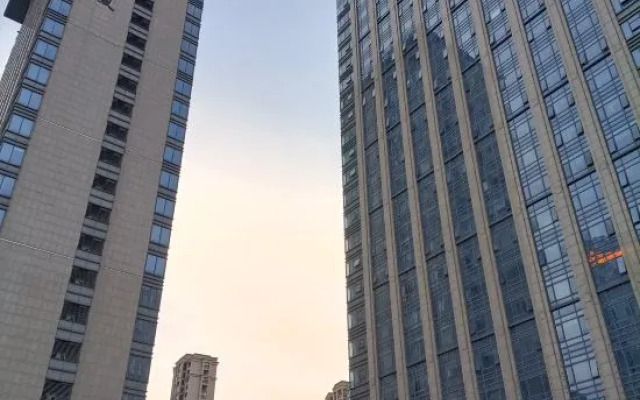 Hengba Hotel Chain (Shaoxing Jinghu Resort Olympic Sports Center)