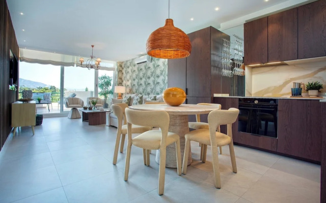 Amazing 3BD apt and Pool. Señorío de Aloha