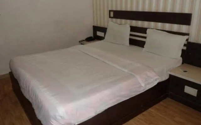 Hotel Avion Inn