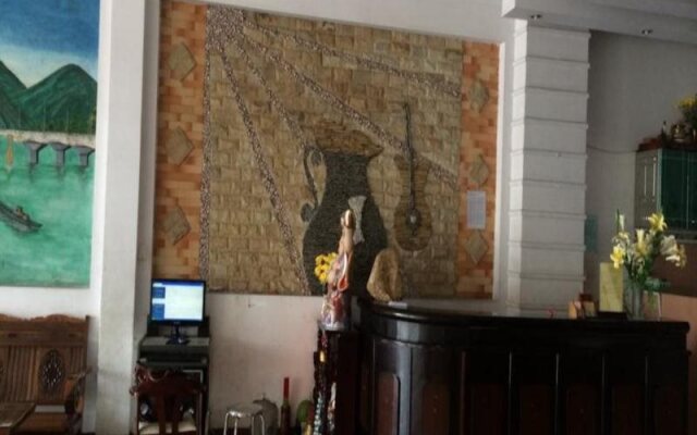 Phuong Long Hotel