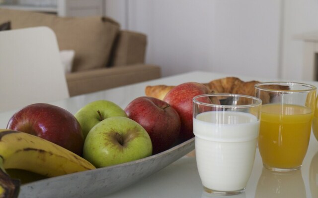 ApartUP San Vicente Hall