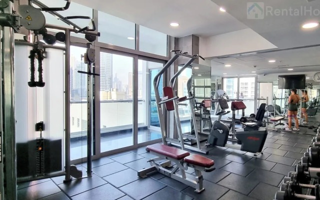 Ultra Luxury Flat Fully Upgrade &Balcony