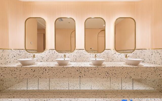 Xana Hotelle·Shenzhen Convention and Exhibition Center Gangxia Metro Station